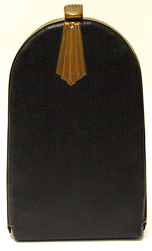 Косметичка (Искусственная кожа, латунь, шелк - 1920-е гг ) 1925 г инфо 11593k.