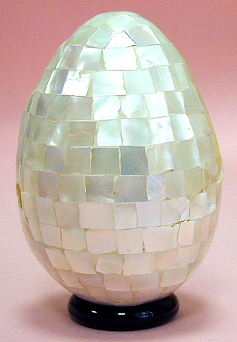 Яйцо пасхальное Перламутр белый Вторая половина XX века 1952 г инфо 6168l.