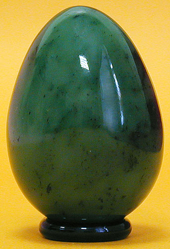 Яйцо пасхальное Нефрит зеленый Вторая половина XX века 1952 г инфо 6171l.