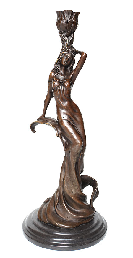 Подсвечник "Девушка с цветком" Бронза, мрамор Западная Европа, вторая половина ХХ века является репликой работы скульптора Milo инфо 8932b.