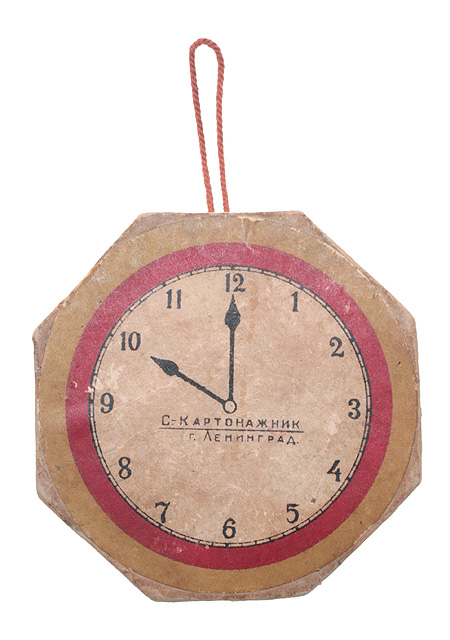 Елочная игрушка "Часы" Картон СССР, 1950-е гг х 2,5 см Сохранность хорошая инфо 485m.