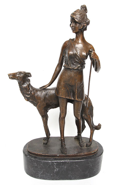 Скульптура "Диана-охотница" Бронза, литье, мрамор Западная Европа, третья четверть XX века украшением любой коллекции антикварной бронзы! инфо 6519g.
