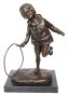 Статуэтка "Мальчик с обручем" Бронза, мрамор Западная Европа, вторая половина ХХ века является репликой работы скульптора Д Чипаруса инфо 6529g.